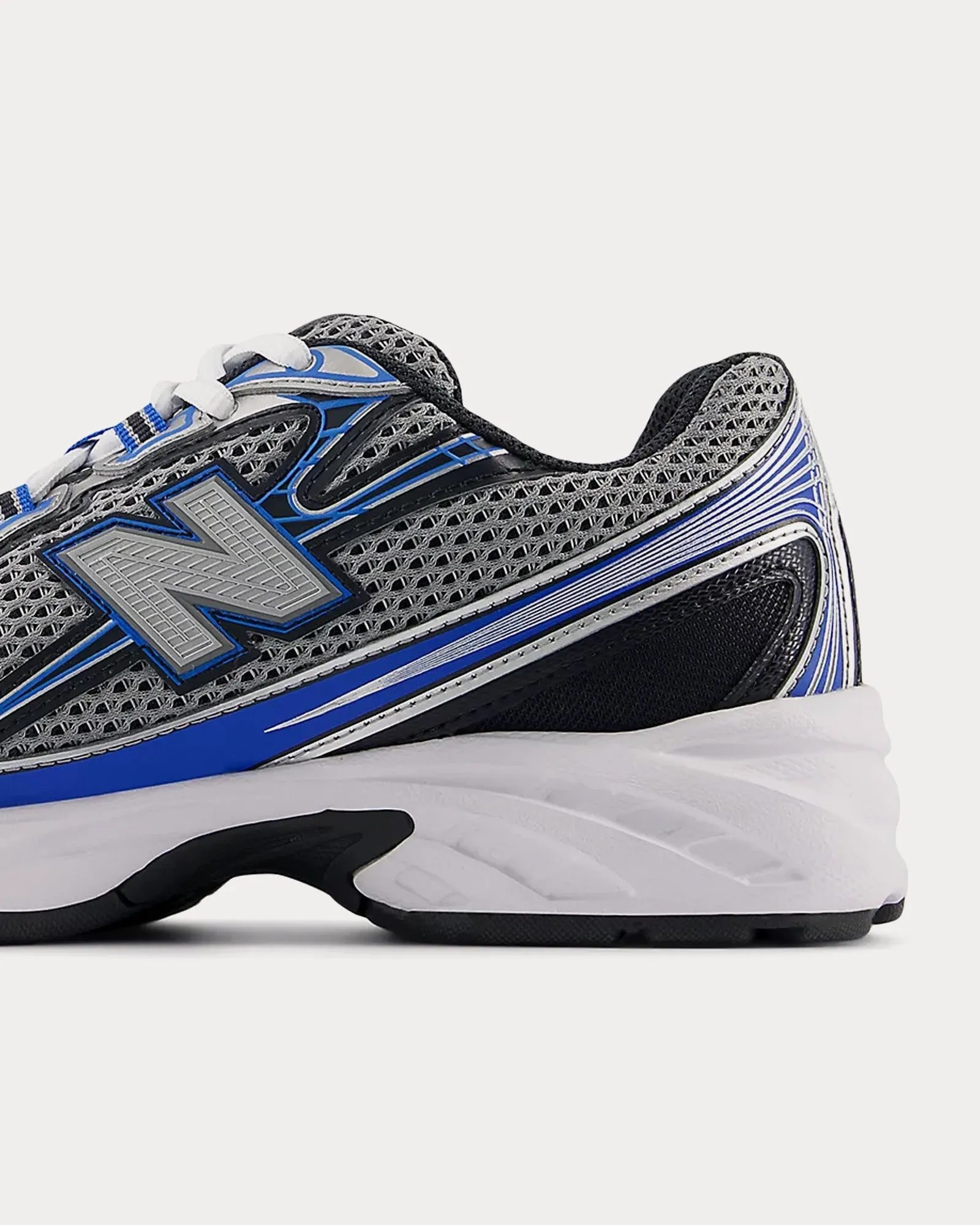 740 Slate Grey / Blue Agate / Black Low Top Sneakers