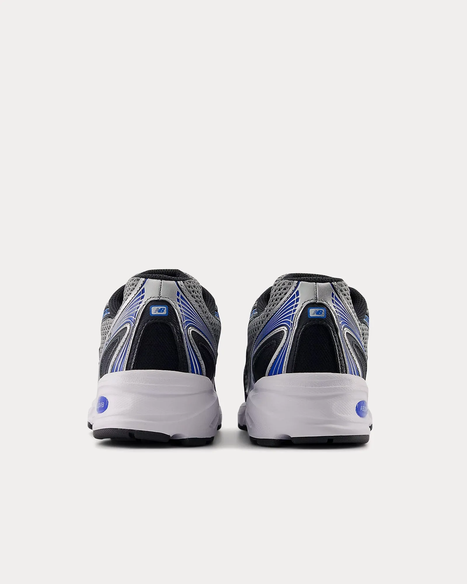 740 Slate Grey / Blue Agate / Black Low Top Sneakers