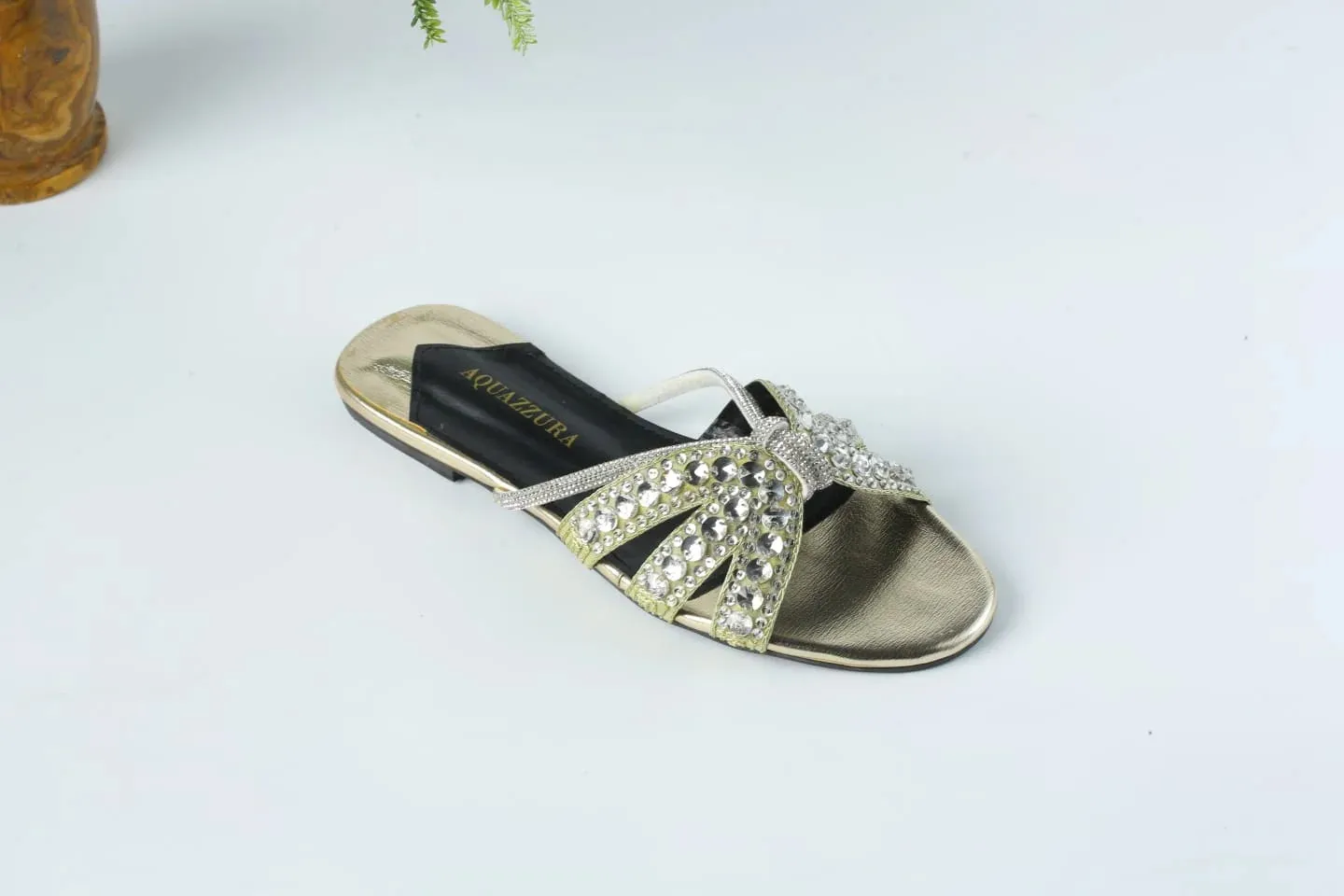 AQUAZZURA EMBROIDERED RHINESTONE FLAT SANDALS - GOLDEN