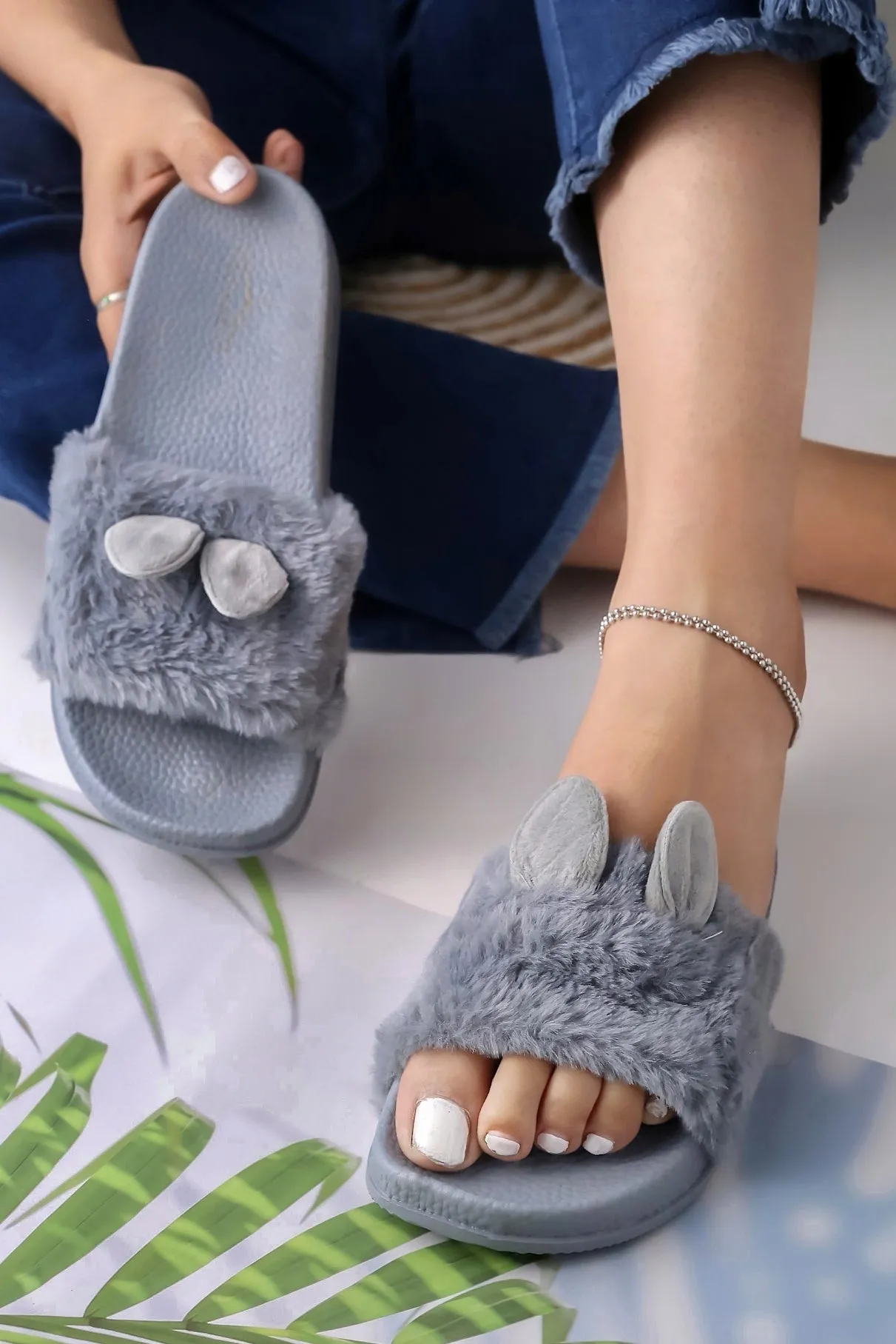 Brauch Women's Grey Fur Bunny Slides