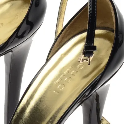 Iconic Vintage Gucci - Black Platform Peep Toe Heels - 8