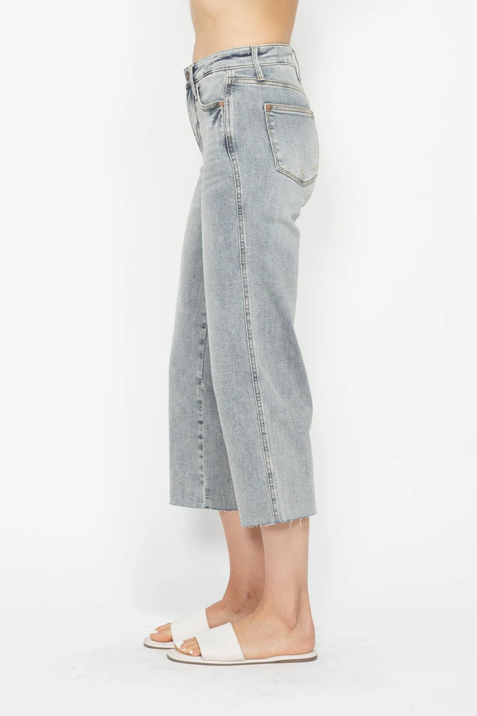 Judy Blue Tummy Control Raw Hem Crop Wide Leg Jeans
