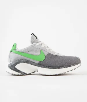 Nike D/MS/X Waffle Shoes - Smoke Grey / Mean Green - Photon Dust - Sail
