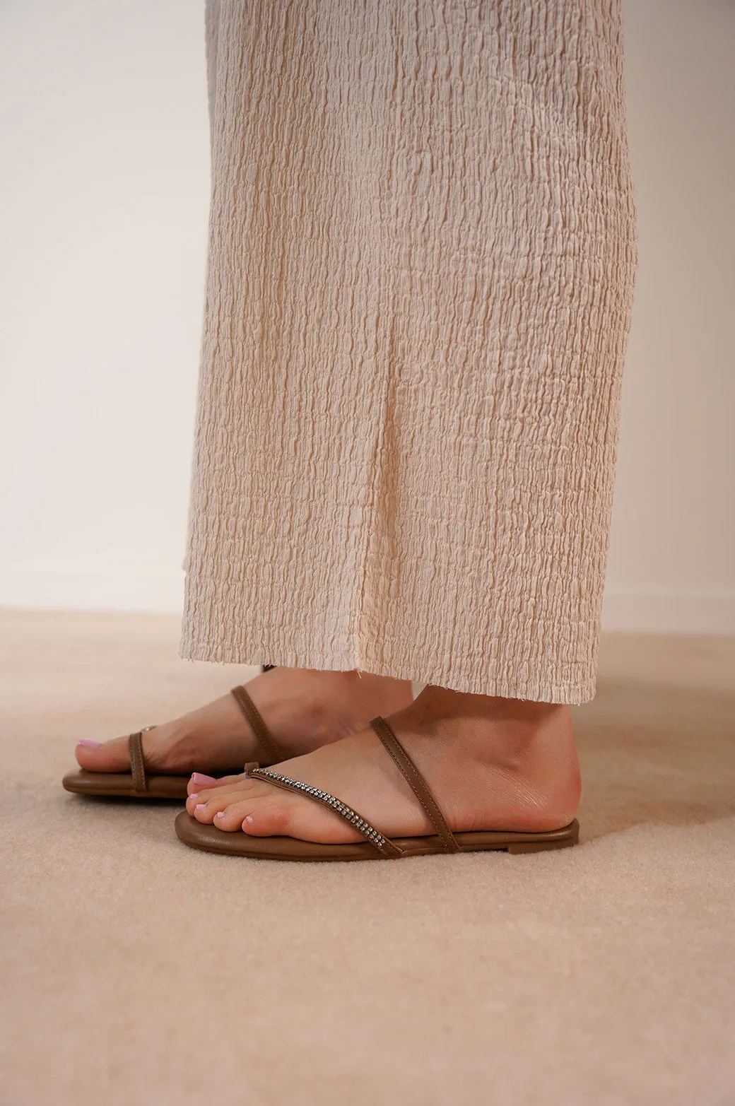 SLIDES WITH CRYSTAL STRAP