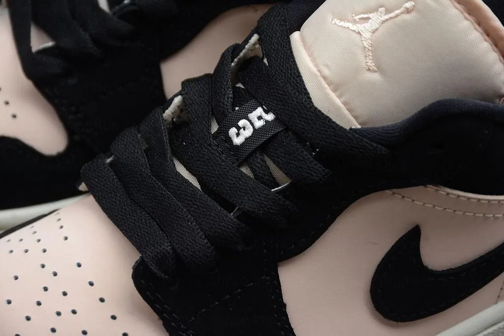 WMNS Air Jordan 1 AJ1 Low - Guava Ice
