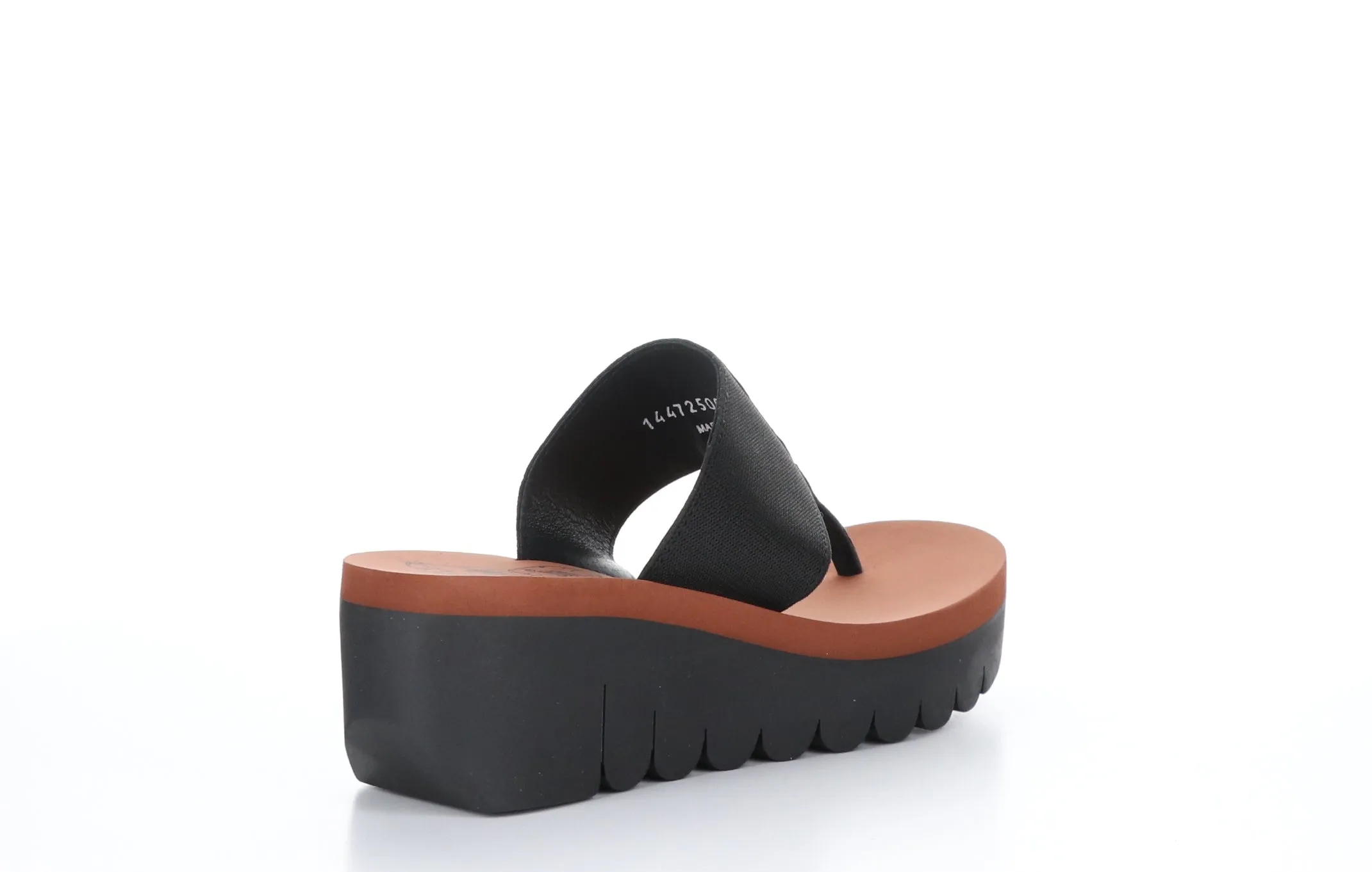 YOMU725FLY Cupido Black (Brick) Thong Sandals